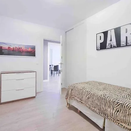 Primera Linea Paseo Maritimo Aguadulce (Almeria)